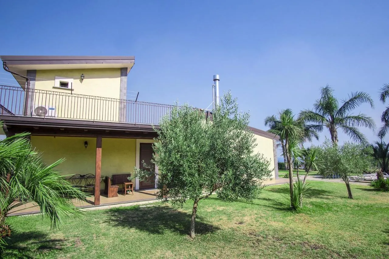 Hébergement de vacances Villa Gusmano Piedimonte Etneo