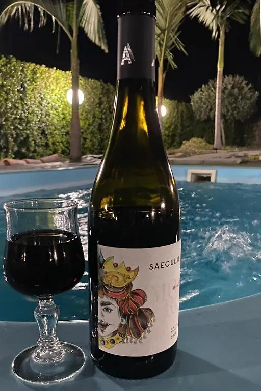 بيت للعطل Villa Gusmano بيديمونتي إتنيو